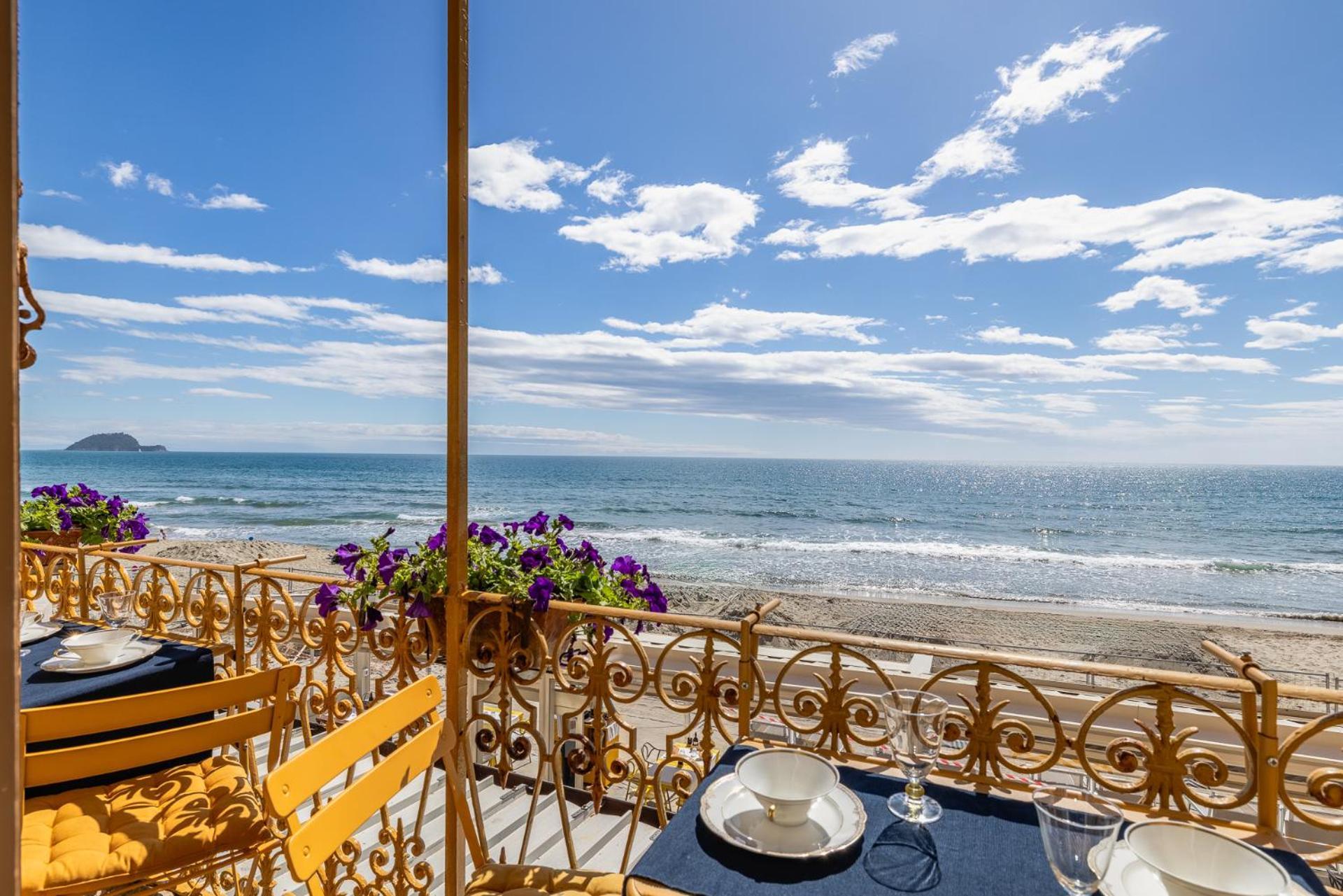Casa D'Artista B&B Di Charme Alassio Zewnętrze zdjęcie
